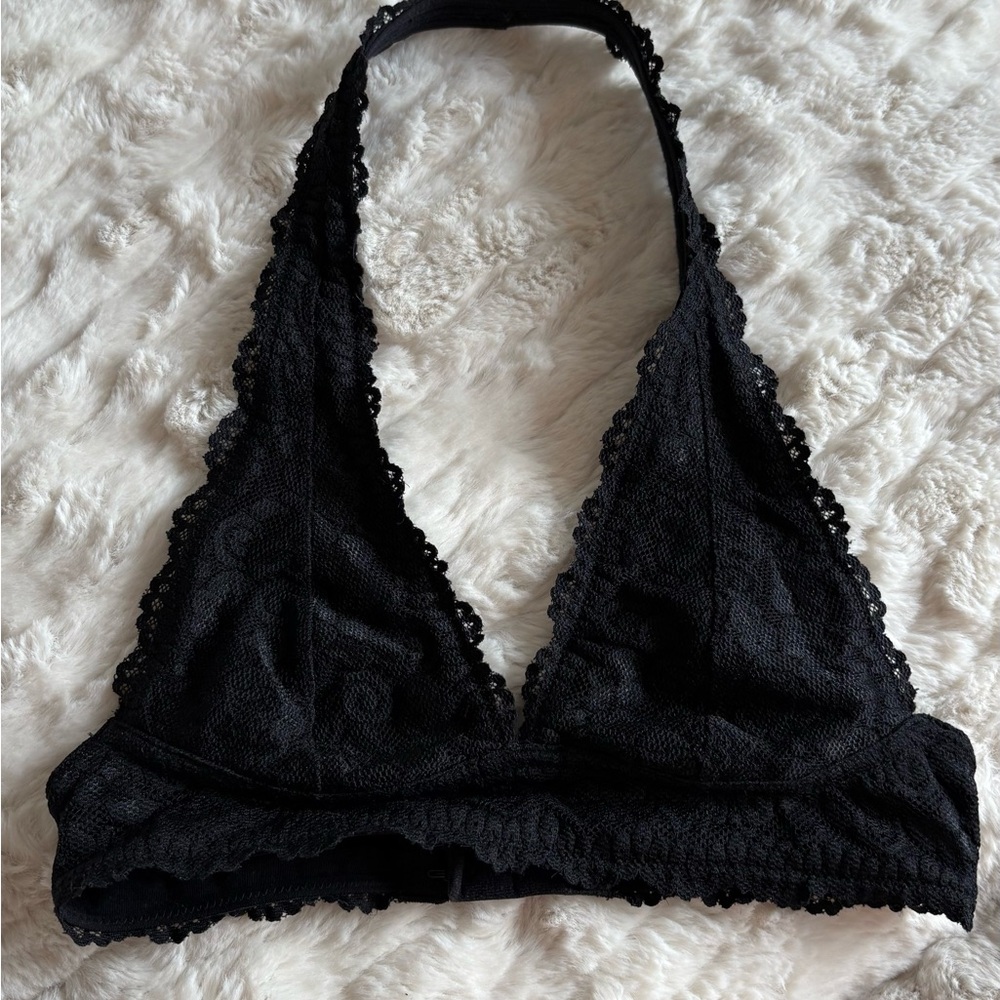 Aritzia Talula Black Lace Bralette